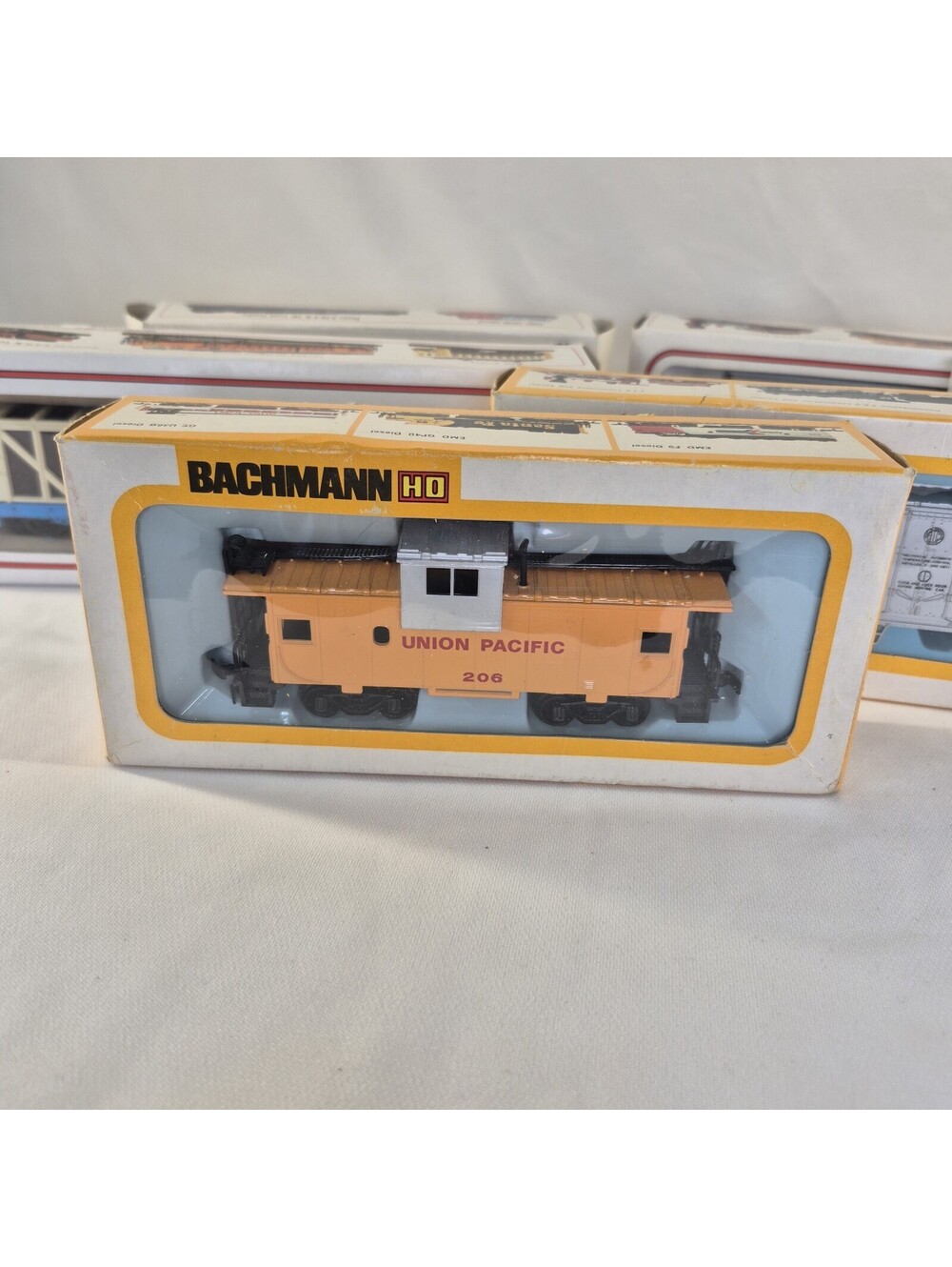 Bachmann HO Scale Union Pacific #206 Wide-Vision Yellow Caboose Vintage